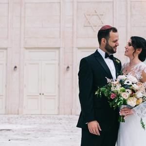 Meet your Posher, Avi